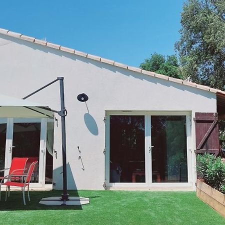Apartamento Location A La Semaine Néoules Exterior foto